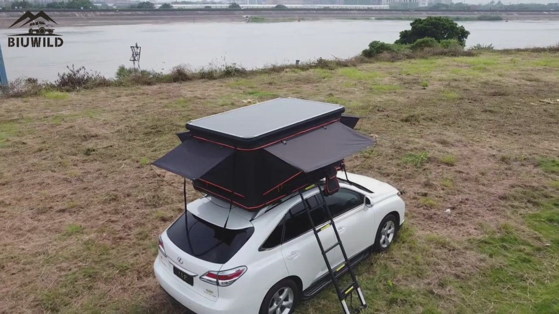 BIUWILD 6001 roof tent display